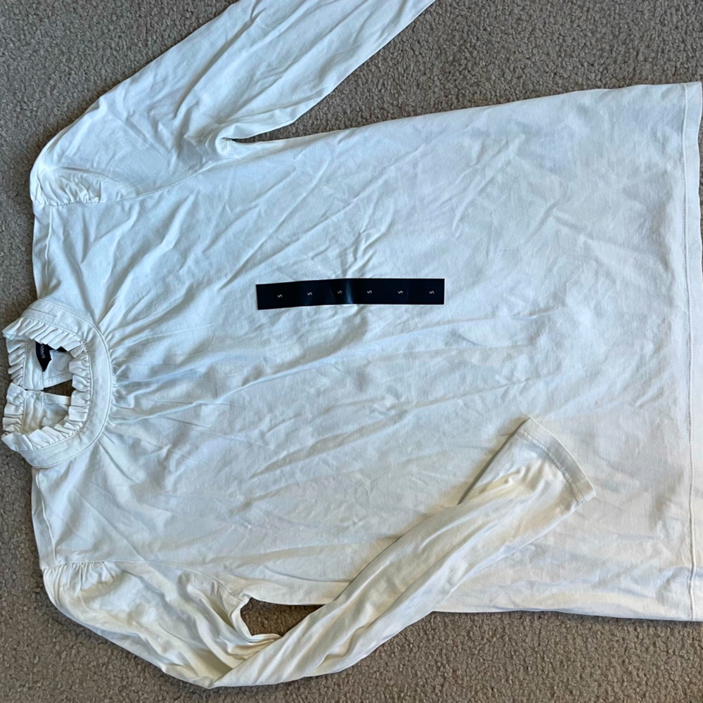 Banana Republic long sleeve shirt, size women’s small, color off white